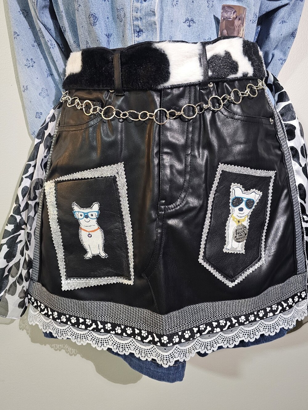 Apron.. Dog Themed. Faux Cowhide And Leather belt. Custom.  New.